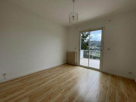 Location Maison 4 pièces 144m² VALS LES BAINS 07600 - Photo 5