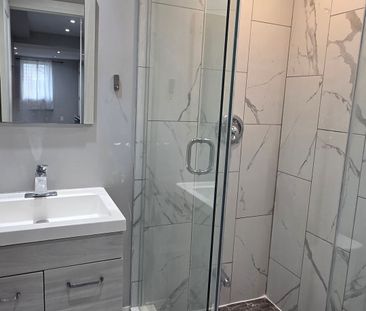 For Lease - 181 North Service Road Unit# L-1, Oakville, Ontario - Photo 1