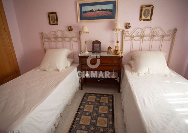 Chalet Adosado en alquiler en Casares – Málaga | Gilmar Consulting