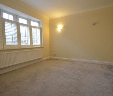 Bridge Road, Chertsey, KT16 - Photo 1