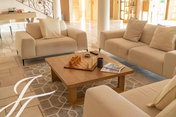 Maison à louer Cagnes Sur Mer, Cote d'Azur, France9 000 EUR / Mois - Photo 1