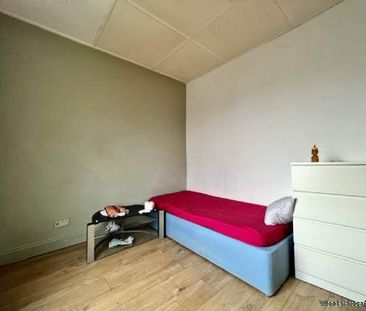 5 bedroom property to rent in London - Photo 3