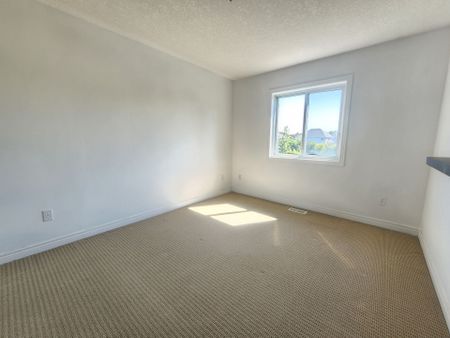 For Lease - 468 Doon Drive Unit# 27, Kitchener, Ontario - Photo 4