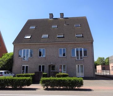 Twee slaapkamer appartement met ruim terras en garage - Foto 6