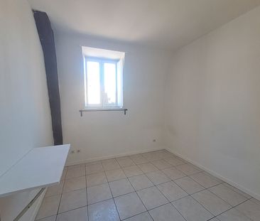 Location Appartement 3 pièces 43m² - Photo 2