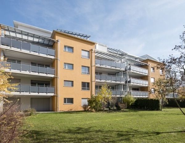 Attractive 3.5-room apartment in a central location - Photo 1