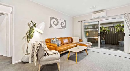 A Superb Two Bedroom Home! - Photo 5