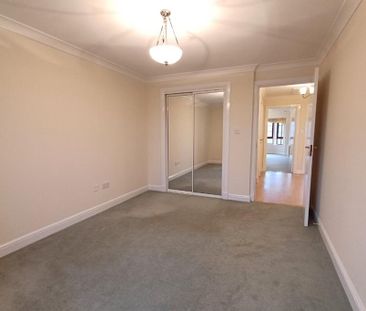 2 bed flat for rent in Orchard Brae - Photo 6