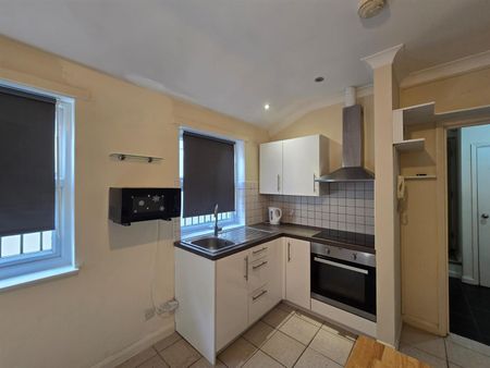 197 Church Street, London N9 - Photo 4