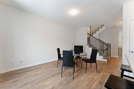 For Lease - 1022 Ballyhale Heights, Barrhaven, Ontario - Photo 4