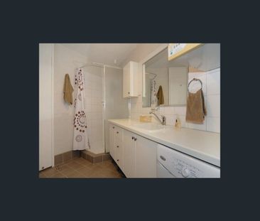 Fresh Lakeside Retreat - Photo 6