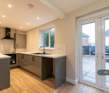 3 bedroom terraced house to rent - Photo 6