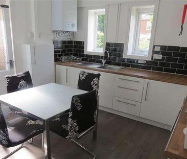 Bedroom Detached House In Winton, BH9 - Photo 4