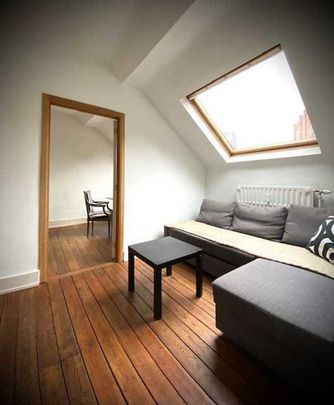 Flat in charming house - for rent - Photo 1