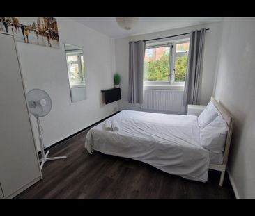 Room in a Shared House, Barnardo Gardens, E1 - Photo 5