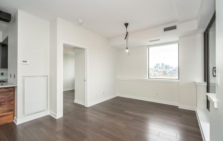 For Lease - 400 Wellington Street Unit# 1009, Toronto, Ontario - Photo 2