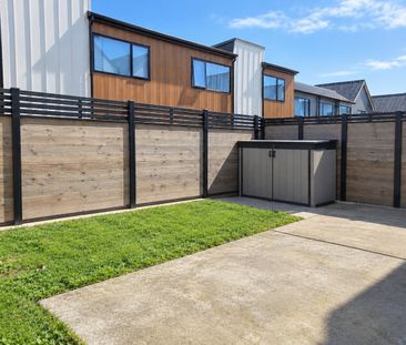 5 Doug Jensen Street, Wallaceville - Photo 6