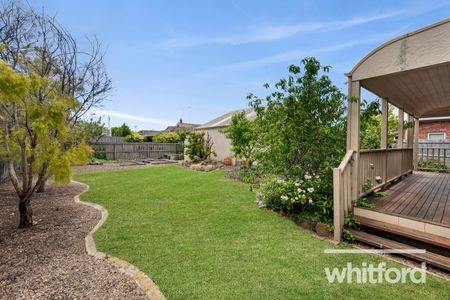 13 Glenleith Avenue, VIC 3215, Drumcondra - Photo 5