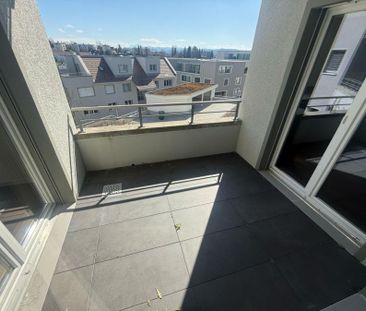 Erstbezug nach Sanierung – moderne 4.5-Zimmer-Wohnung - Photo 2