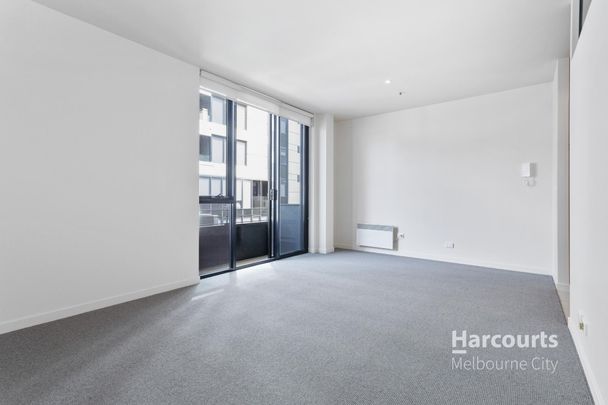 Elevated Urban Living on Little Bourke! - Photo 1