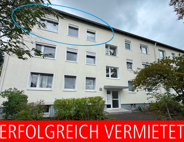 Hell und top gepflegt! 3-Zimmer-Mietwohnung mit Loggia - Photo 1