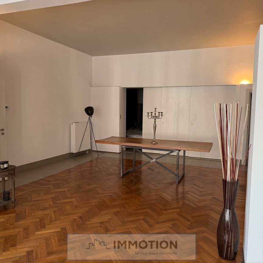 Appartement in het volle centrum met 1 ruime slaapkamer - Photo 1