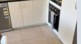 Modern 2 Bedroom Unit in Rosehill - Photo 1