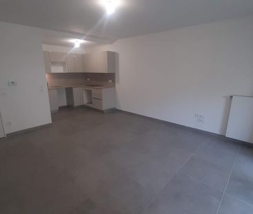 location Appartement T3 DE 59.91m² À CALUIRE ET CUIRE - Photo 3