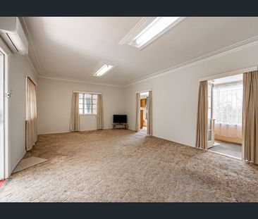 Spacious Stafford Home with Pool Table & Household Furnishings Incl... - Photo 2