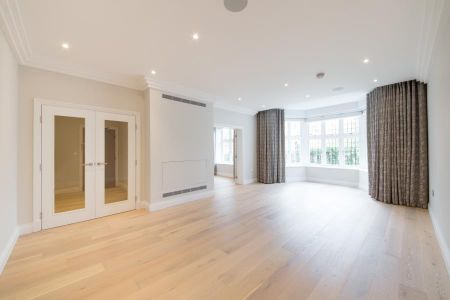 3 bedroom flat to rent - Photo 2