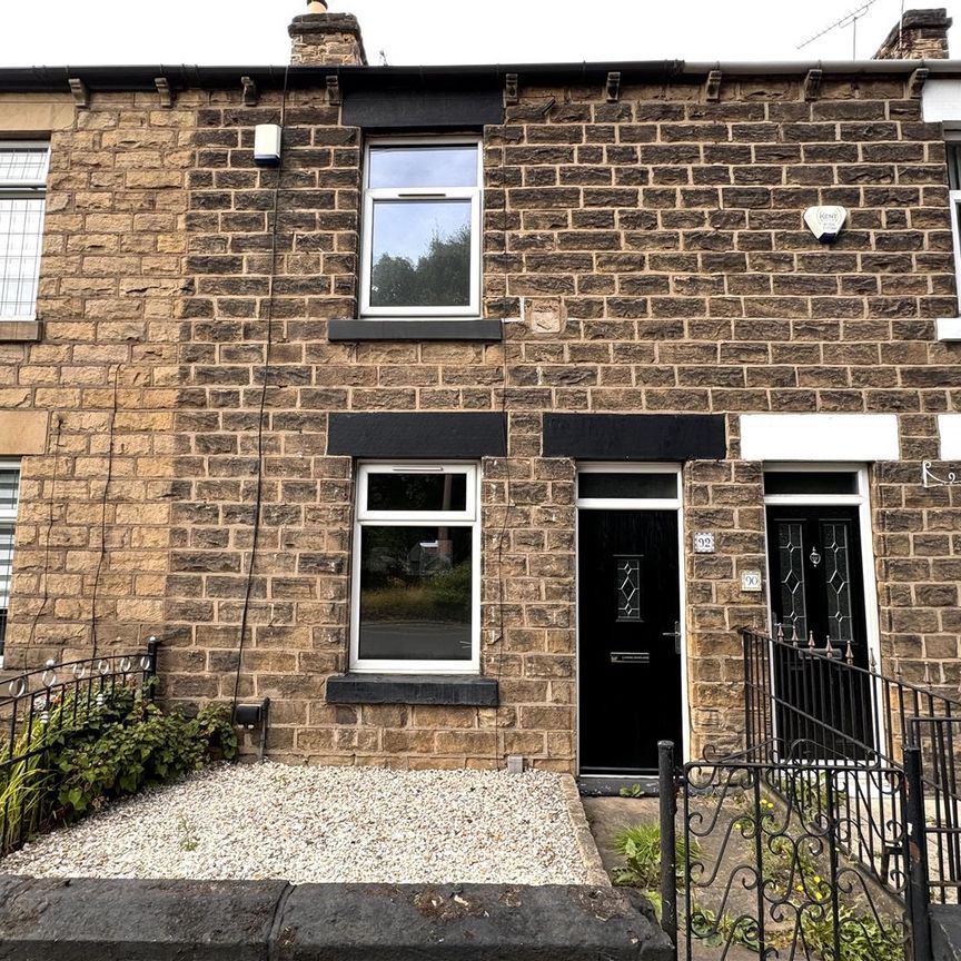 West Street, S70, Worsbrough - Photo 1