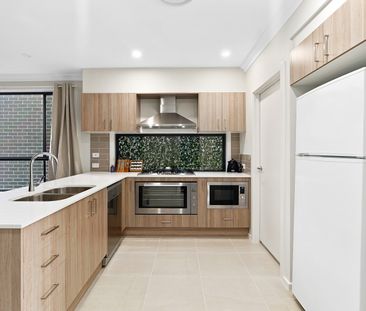 101 Edmund Street, Grantham Farm NSW 2765 - House For Rent | Domain - Photo 6