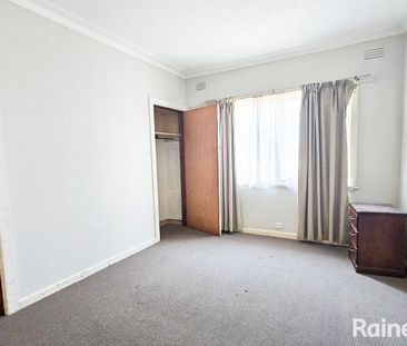 4-Bedroom Home in Good Location! - Photo 2