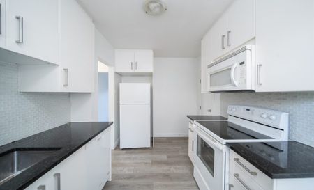 129 Stapleton - Photo 2