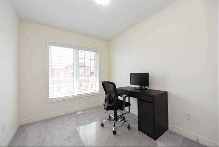 For Lease - 9 Aspen Hills Road Unit# 40, Brampton, Ontario - Photo 2