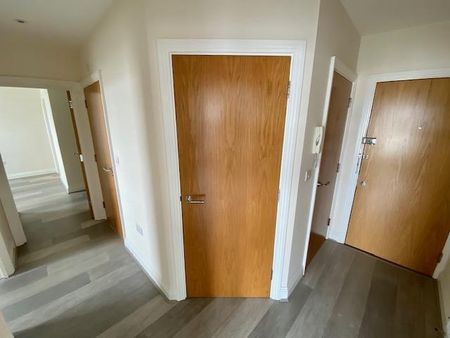 Heron Way, MAIDENHEAD - Photo 2