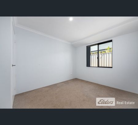 63 Cottesloe Crescent, Secret Harbour, WA 6173 - Photo 5