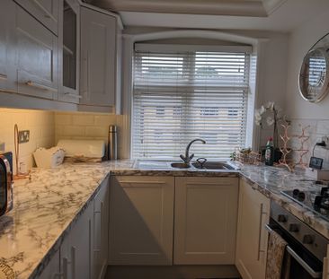 Nightingale Road, Carshalton - Photo 3