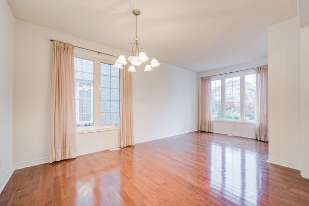 For Lease - 123 Oakborough Drive, Markham, Ontario - Photo 1