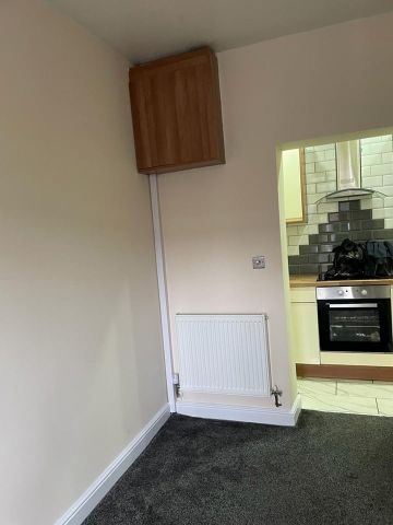 1 Bed Flat, Stockland Green, B23 - Photo 5