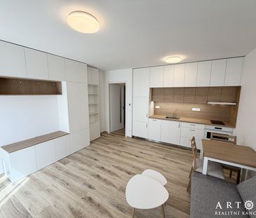 Pronájem bytu 1+kk 29 m² - Fotografie 1