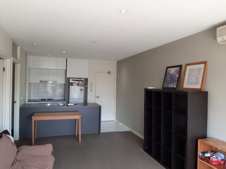 Furnished 2 Bedroom Apartment in the Monash Green Estate - Photo 5