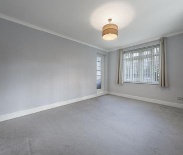 3 bedroom apartment to rent - Photo 2