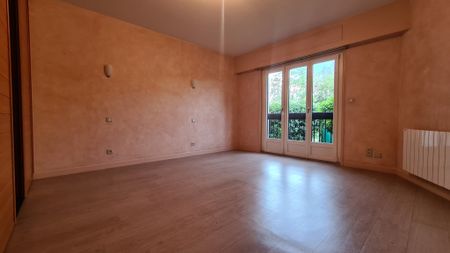 Location Appartement 4 pièces 108m² BEAUNE 21200 - Photo 5