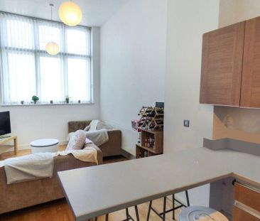 2 bedroom flat to rent - Photo 3