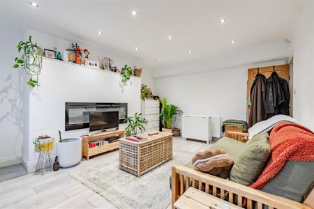 Holland Road, Hove - Photo 2