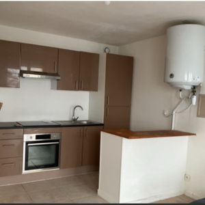 Location Appartement 2 pièces 30m² - Photo 3