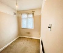 3 bed Semi-Detached House for Rent - Photo 6