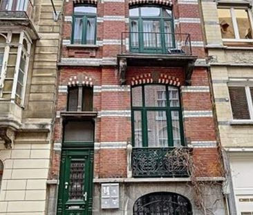 Appartement te huur in Brussel voor € 950 met 1 slaapkamer - Foto 2