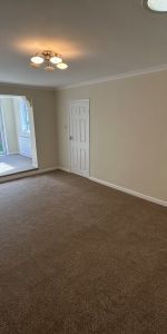 2 bedroom detached bungalow to rent - Photo 3
